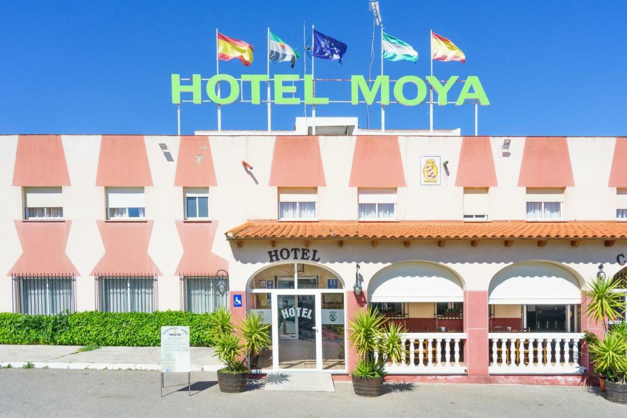 Hotel Restaurante Moya Monesterio Exterior foto